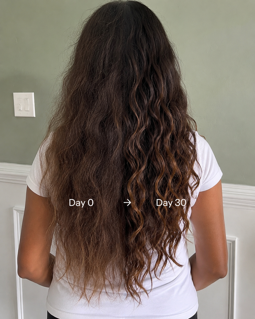 Before and after comparison of naturally curly hair showing more defined curls after 30 days of using a SOAH filtered shower head alongside a regular hair care routine